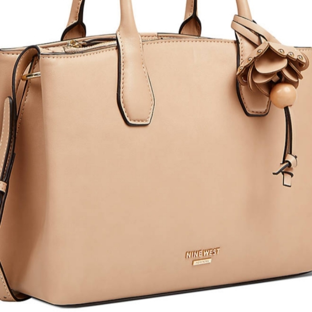 Bag Nine West